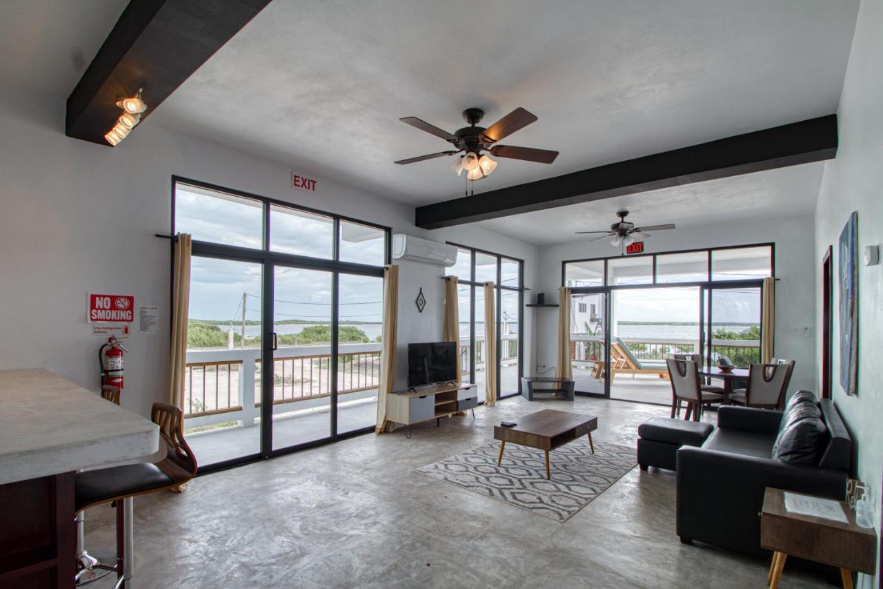 Villa Sea Lux San Pedro  Buitenkant foto