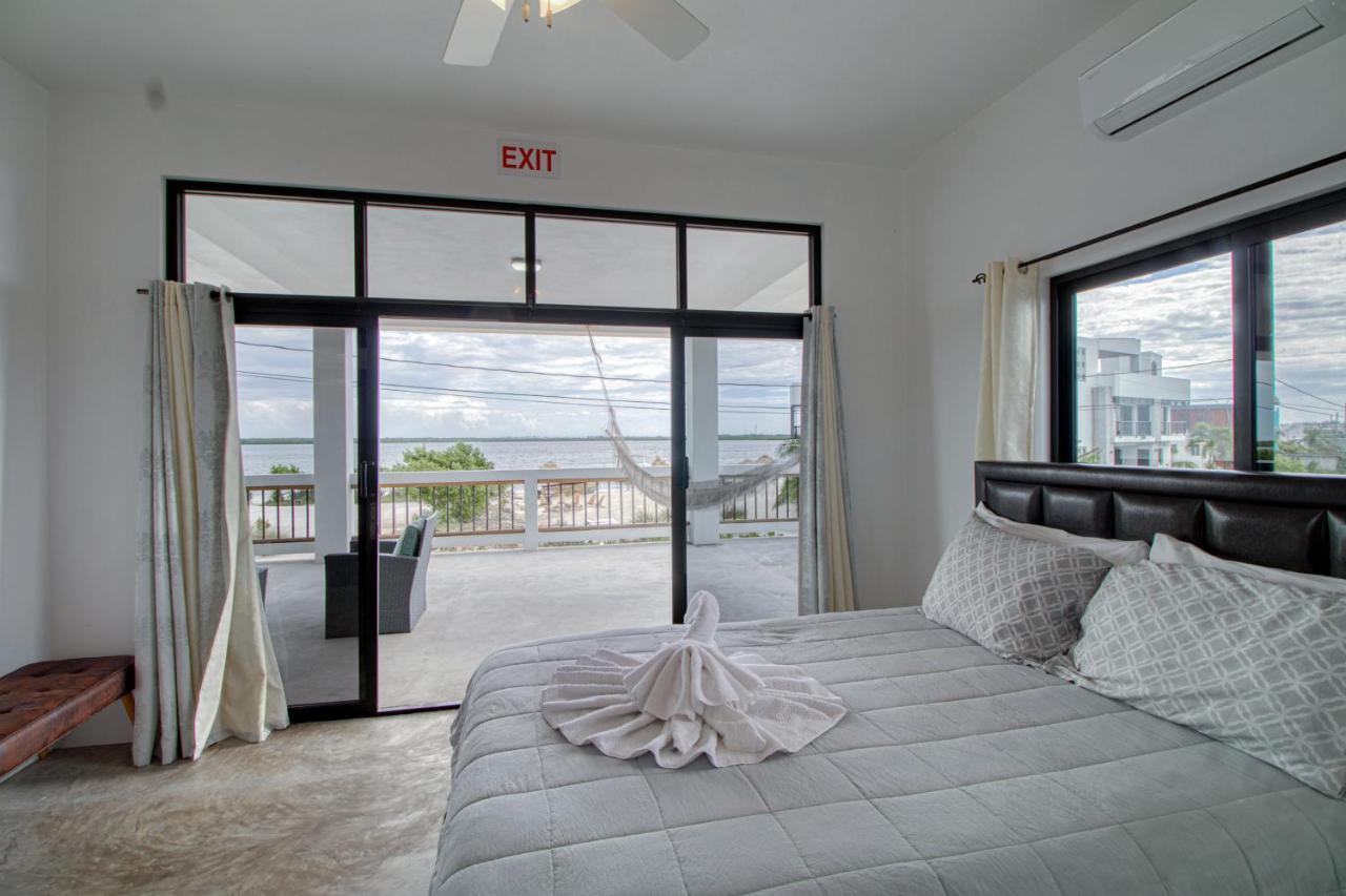 Villa Sea Lux San Pedro  Buitenkant foto