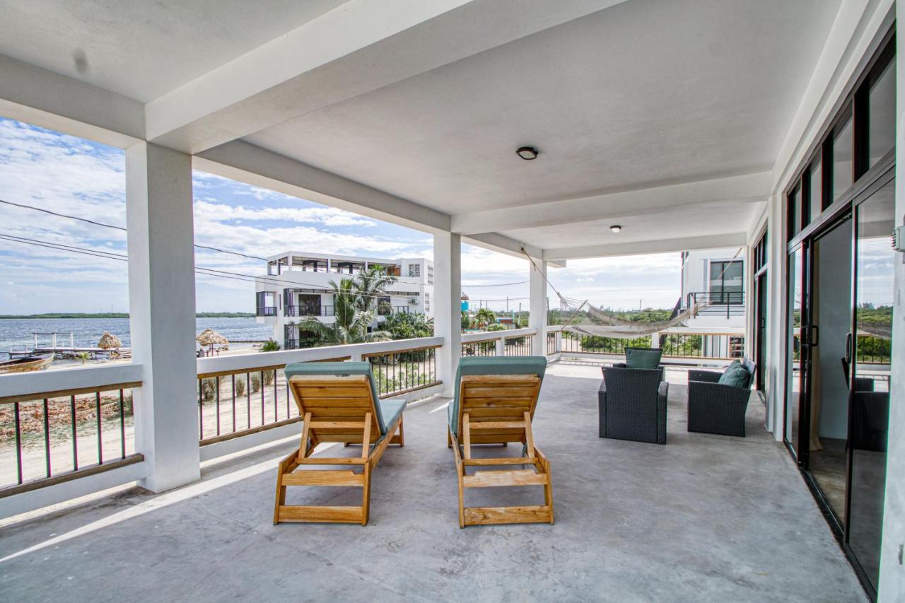 Villa Sea Lux San Pedro  Buitenkant foto