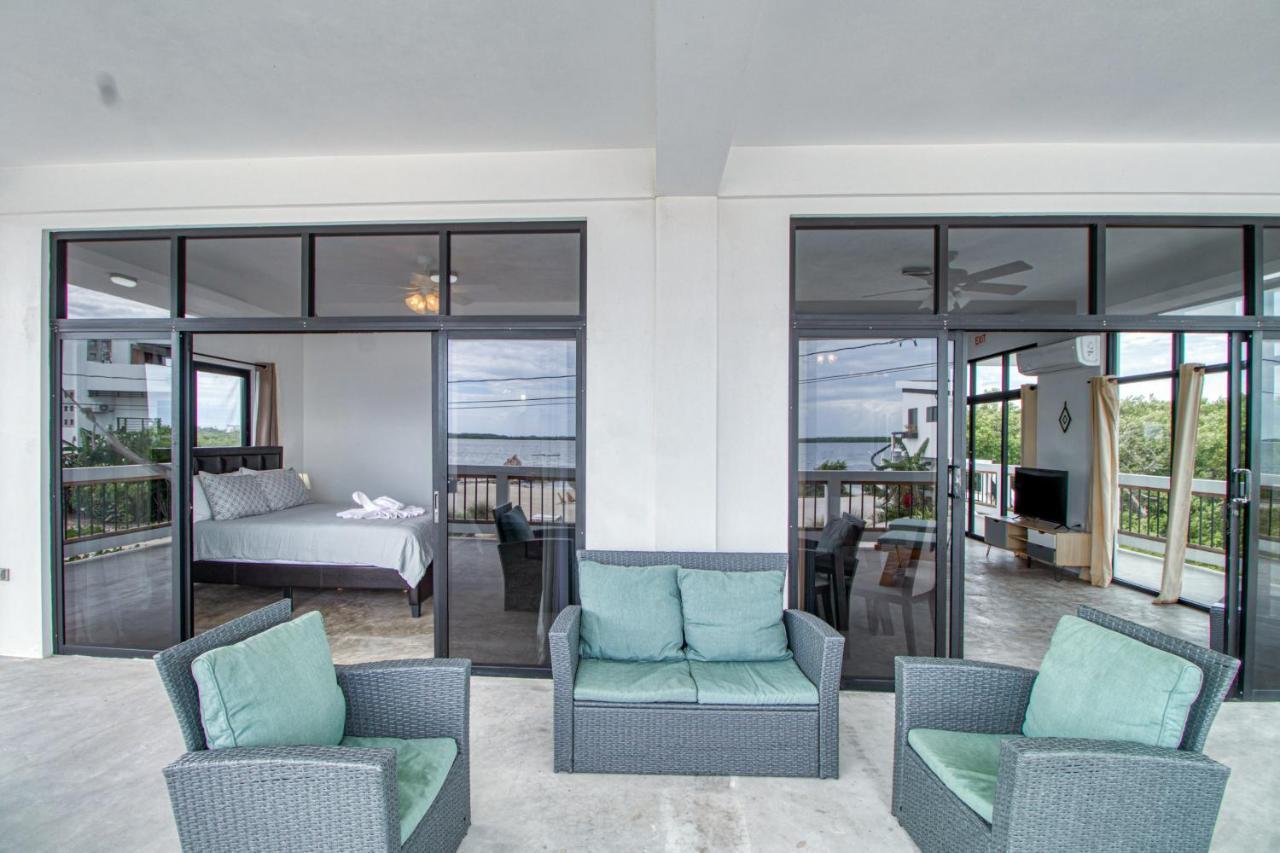 Villa Sea Lux San Pedro  Buitenkant foto